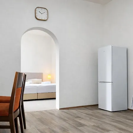 Apartment Symbiola Automat